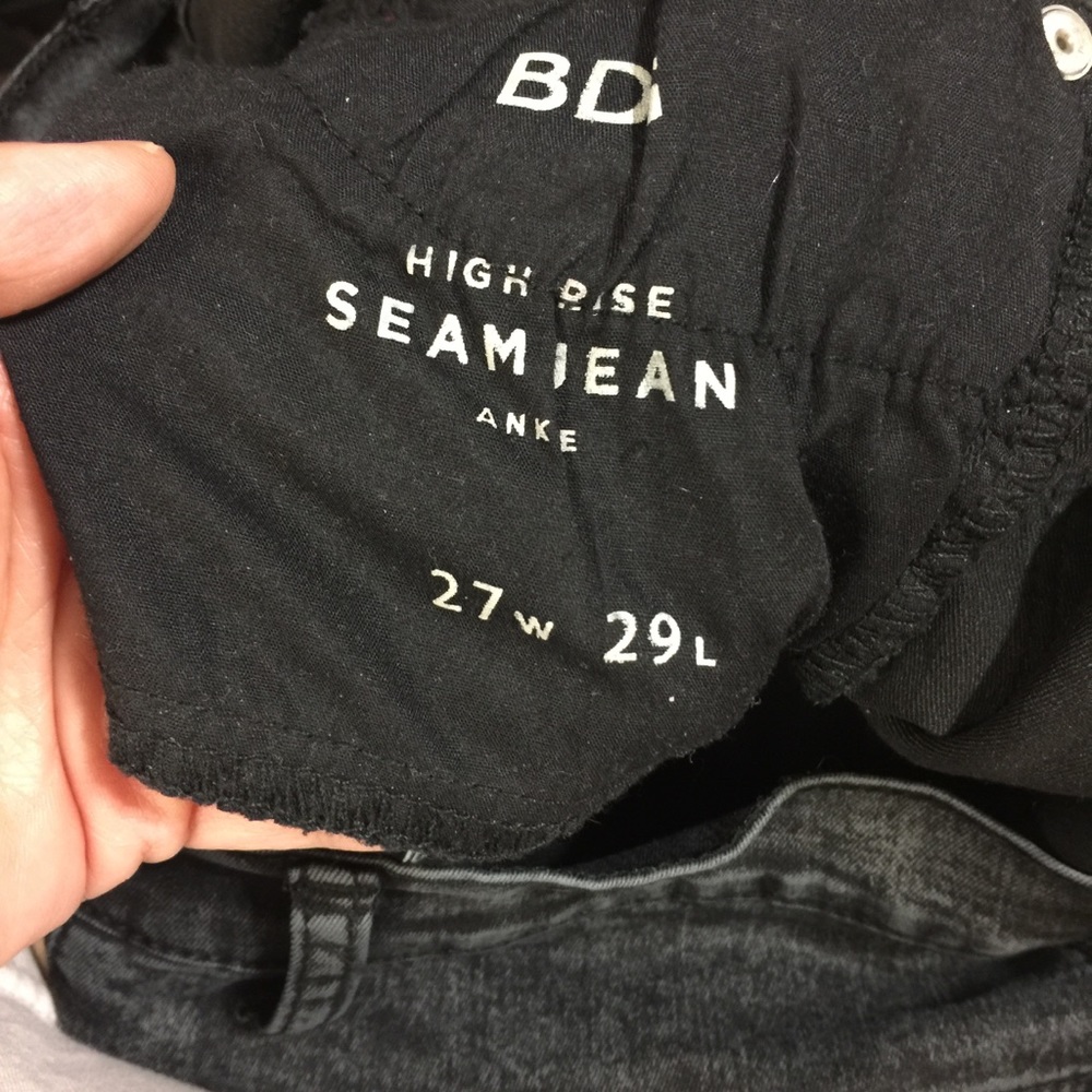 BDG High Rise Ankle Jean - Picture 8 of 8